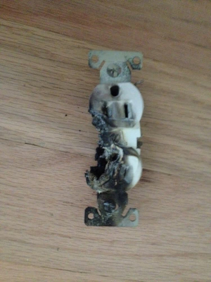 Signs You Need Outlet Repair