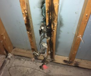 Signs You Need to Call an Emergency Electrician
